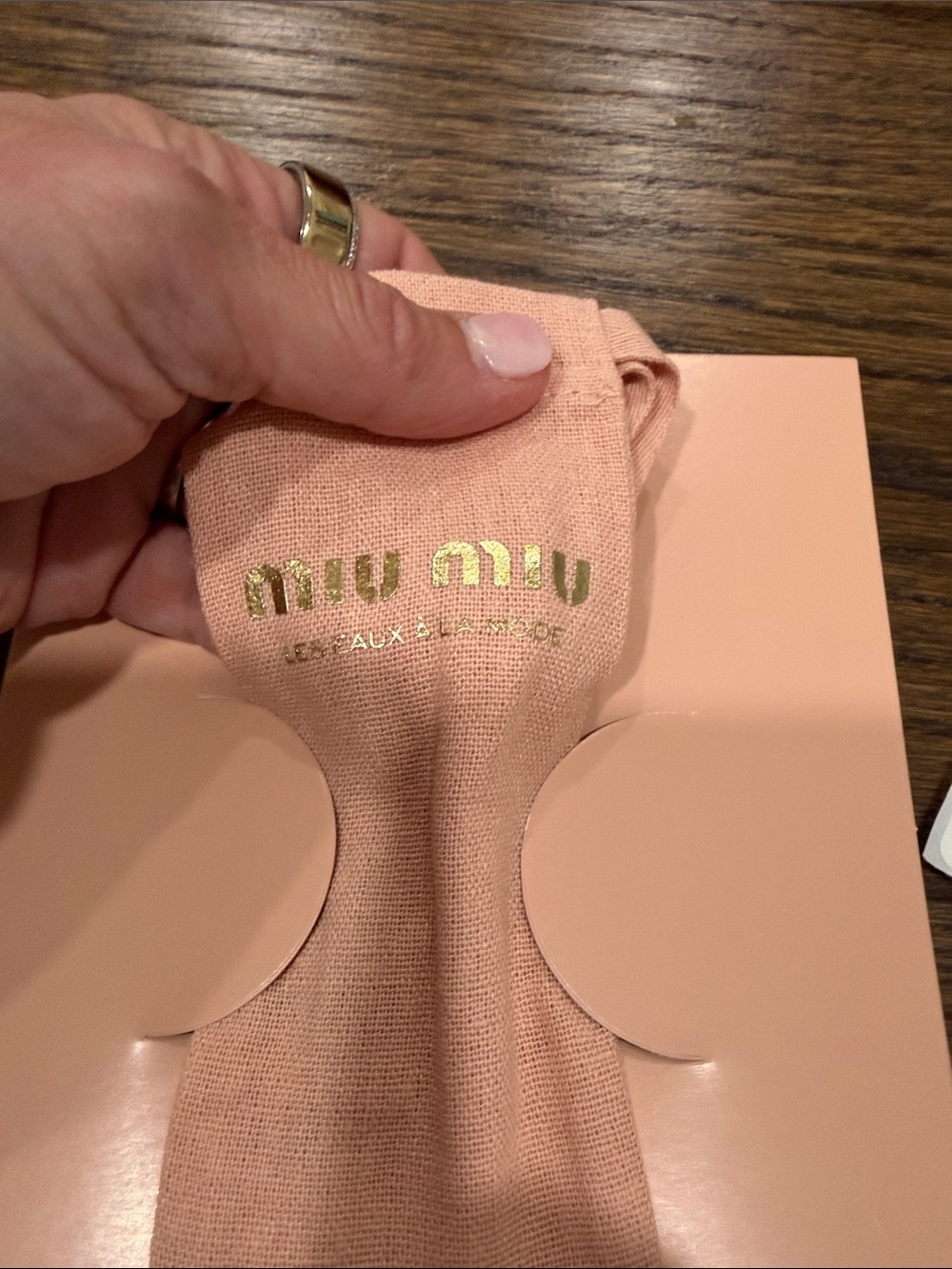 Miu Miu Gift Set - Picture 3 of 4